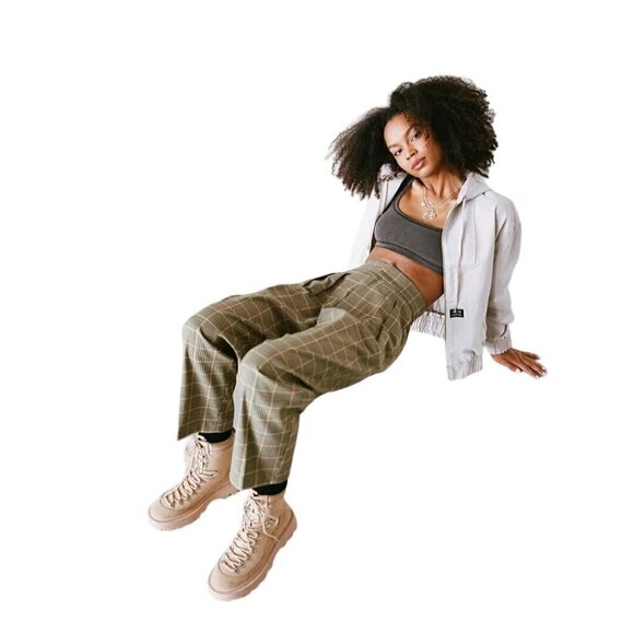 Urban Outfitters Paige Plaid Pleated Cropped Trouser Pants Pockets Size M - Picture 6 of 10